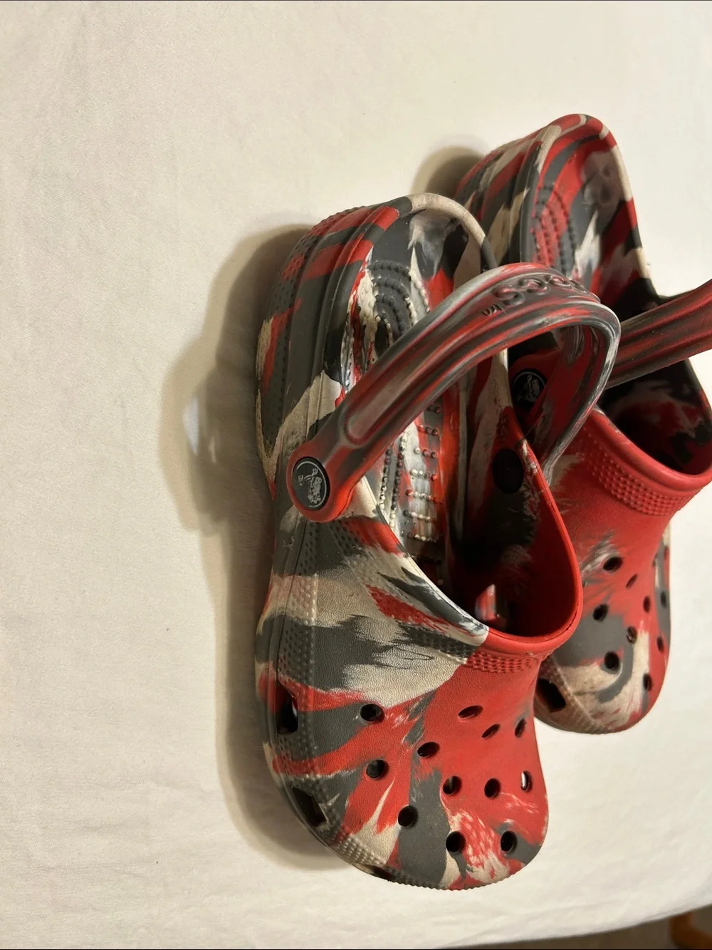 CROCS Kids Classic Clog - Red, Black, White